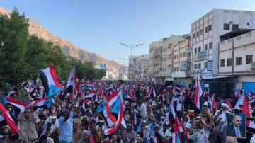 مليونية المكلا.. حضرموت تجدد عهدها مع القيادة الجنوبية لمواصلة مسار التحرر