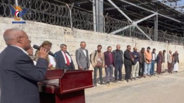 هيئة حقوق الإنسان تنظم وقفة غاضبة تنديدا بجريمة الإساءة الأمريكية للقرآن الكريم هيئة حقوق الإنسان تنظم وقفة غاضبة تنديدا بجريمة الإساءة الأمريكية للقرآن الكريم