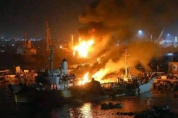 التحالف العربي: نفذنا ضربة جوية استهدفت دعما عسكريا خارجيا لقوات المجلس الانتقالي بميناء المكلا