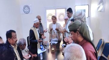 حلف قبائل حضرموت يعقد اجتماعا استثنائيا ويؤكد الرفض المطلق لأي ممارسات تمس أمن وحياة المواطنين حلف قبائل حضرموت يعقد اجتماعا استثنائيا ويؤكد الرفض المطلق لأي ممارسات تمس أمن وحياة المواطنين