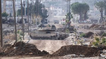 ريف القنيطرة السوري يشهد توغلا وتفتيشا جديدا من قبل قوات العدو الصهيوني ريف القنيطرة السوري يشهد توغلا وتفتيشا جديدا من قبل قوات العدو الصهيوني