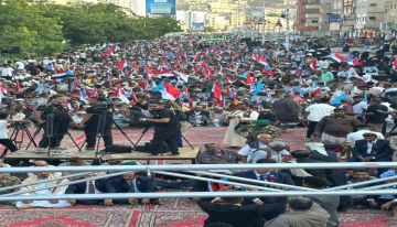 صور حضور واسع في تظاهرة المكلا تأييدا للقوات الجنوبية والمطالبة بإعلان دولة الجنوب