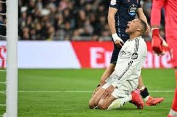 ريال مدريد يسقط بثنائية على ملعبه أمام سيلتا فيغو ريال مدريد يسقط بثنائية على ملعبه أمام سيلتا فيغو