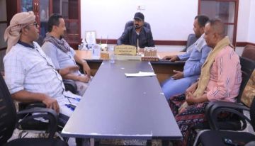 مدير عام شبام يطلع على أوضاع النادي ويؤكد دعم السلطة المحلية في استيعاب طاقات الشباب مدير عام شبام يطلع على أوضاع النادي ويؤكد دعم السلطة المحلية في استيعاب طاقات الشباب