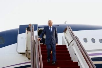 صحيفة: العليمي في السعودية بحثا عن حل للتصعيد في حضرموت