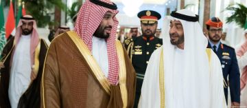 مع بدء انسحاب الانتقالي.. السعودية تكشف اتفاقا مع الإمارات شرقي اليمن. مع بدء انسحاب الانتقالي.. السعودية تكشف اتفاقا مع الإمارات شرقي اليمن.