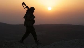 المرصد السوري: إنفلات أمني يهدد المدنيين وينذر بمزيد من الفوضى في اللاذقية المرصد السوري: إنفلات أمني يهدد المدنيين وينذر بمزيد من الفوضى في اللاذقية