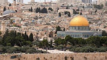 محافظة القدس تحذر من مخطط صهيوني لاقتلاع 33 تجمعا بدويا وتهجير أكثر من 7 آلاف مواطن محافظة القدس تحذر من مخطط صهيوني لاقتلاع 33 تجمعا بدويا وتهجير أكثر من 7 آلاف مواطن