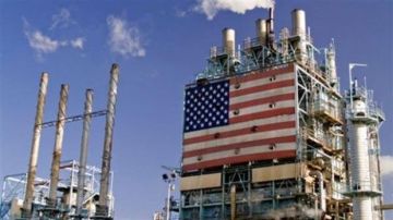 انخفاض مخزونات النفط بالولايات المتحدة انخفاض مخزونات النفط بالولايات المتحدة