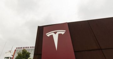 تراجع مبيعات تسلا بأسواق أوروبية رئيسية خلال نوفمبر تراجع مبيعات تسلا بأسواق أوروبية رئيسية خلال نوفمبر
