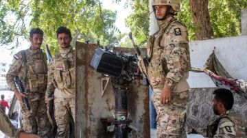 ساعات الحسم في حضرموت والمهرة.. مهلة سعودية للانتقالي لسحب قواته وسط تحشيدات عسكرية عند  الوديعة 