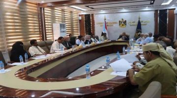 مجلس المستشارين يهنئ القيادة السياسية والعسكرية بانتصارات وادي حضرموت مجلس المستشارين يهنئ القيادة السياسية والعسكرية بانتصارات وادي حضرموت