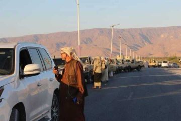 السلطة المحلية بالمهرة تؤكد أن الأوضاع في عموم المحافظة اعتيادية وتسير بشكل طبيعي