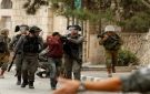 العدو الصهيوني يعتقل 11 فلسطينيا بينهم صحفية بالضفة المحتلة - ye