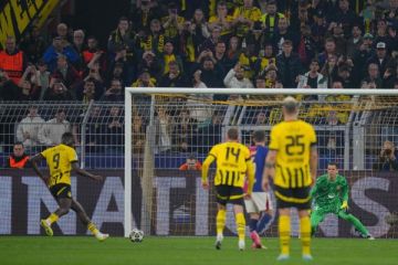 برشلونة يتأهل إلى نصف نهائي دوري أبطال أوروبا رغم خسارته أمام دورتموند برشلونة يتأهل إلى نصف نهائي دوري أبطال أوروبا رغم خسارته أمام دورتموند