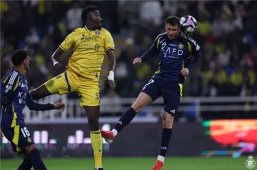 لقاء العمالقة..النصر يواجه التعاون في الدوري السعودي لقاء العمالقة..النصر يواجه التعاون في الدوري السعودي