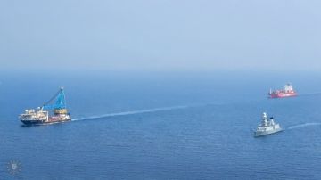 سفينة حربية إيطالية تنهي مهمتها ضمن عملية أسبيدس في البحر الأحمر سفينة حربية إيطالية تنهي مهمتها ضمن عملية أسبيدس في البحر الأحمر