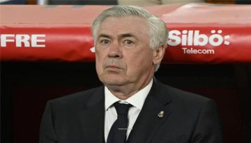 أنشيلوتي يخبر لاعبي ريال مدريد بمدربهم المقبل