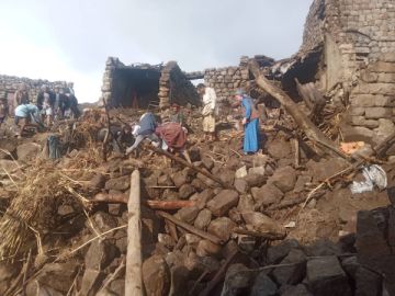 أمطار غزيرة تتسبب بانهيار منزلين ونفوق مواش في المحويت