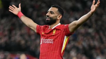 محمد صلاح يفوز بجائزة أفضل لاعب في الدوري الإنجليزي