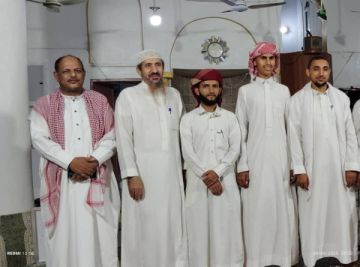 لأول مرة في المهرة.. ختم القراءات العشر الكبرى بمركز إعداد الأئمة والخطباء لأول مرة في المهرة.. ختم القراءات العشر الكبرى بمركز إعداد الأئمة والخطباء