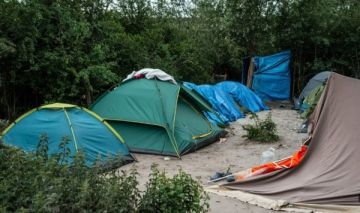 قتيل و 5 جرحى بإطلاق نار في مخيم للمهاجرين بفرنسا