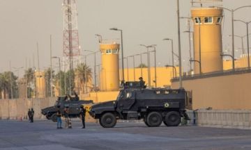 رويترز: السفارة الأمريكية في العراق تستعد للإخلاء بسبب مخاطر أمنية متزايدة رويترز: السفارة الأمريكية في العراق تستعد للإخلاء بسبب مخاطر أمنية متزايدة