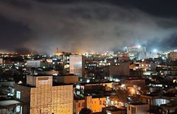 إسرائيل توجه ضربات لمنطقة بارشين وإيران تفعل دفاعاتها الجوية إسرائيل توجه ضربات لمنطقة بارشين وإيران تفعل دفاعاتها الجوية