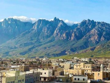 النفوذ الإماراتي في سقطرى.. سوء التغذية والانهيار الصحي.. أزمة مفتعلة أم دعم إنساني؟ ( تقرير خاص) النفوذ الإماراتي في سقطرى.. سوء التغذية والانهيار الصحي.. أزمة مفتعلة أم دعم إنساني؟ ( تقرير خاص)