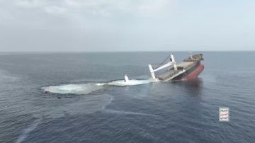 قفزة كبيرة في كلفة تأمين السفن بالبحر الأحمر مع تصاعد هجمات الحوثيين