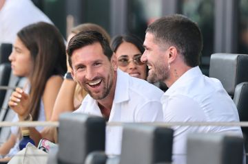الدوري الأميركي: إنتر ميامي يسقط في فخ التعادل مع سينسيناتي في غياب ميسي الدوري الأميركي: إنتر ميامي يسقط في فخ التعادل مع سينسيناتي في غياب ميسي