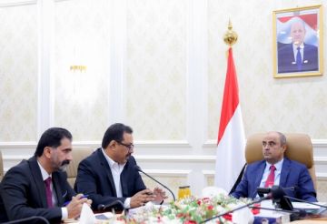 بن بريك يلزم شركة الغاز بخفض أسعار الغاز المنزلي