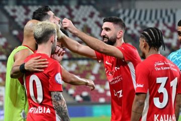 شباب الأهلي يبدأ حملة الدفاع عن لقب الدوري الإماراتي بالفوز على الظفرة شباب الأهلي يبدأ حملة الدفاع عن لقب الدوري الإماراتي بالفوز على الظفرة