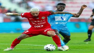 فوز شباب الأهلي والشارقة في افتتاح الدوري الإماراتي