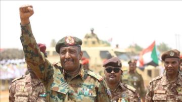 السودان.. البرهان يجدد تعهده بدحر قوات الدعم السريع في دارفور السودان.. البرهان يجدد تعهده بدحر قوات الدعم السريع في دارفور