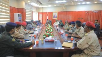 اللجنة الأمنية بالمهرة تناقش المستجدات على مستوى المحافظة