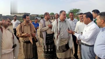 محافظ حجة يطلع على أضرار السيول في مديرية عبس محافظ حجة يطلع على أضرار السيول في مديرية عبس