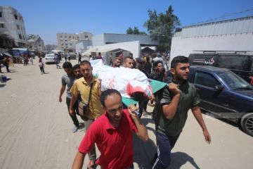 استشهاد 21 فلسطينيا جراء قصف الاحتلال مناطق مختلفة في غزة استشهاد 21 فلسطينيا جراء قصف الاحتلال مناطق مختلفة في غزة