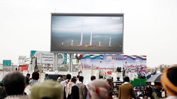 الحوثيون: هاجمنا هدفا مهما وحساسا غرب القدس بصاروخ باليستي فرط صوتي