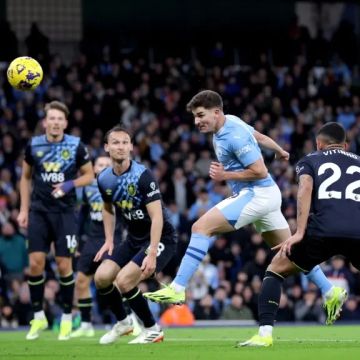 شاهد كورة بث مباشر مانشستر سيتي ضد بيرنلي في الدوري الإنجليزي بدون تقطيع جوده HD بين سبورت شاهد كورة بث مباشر مانشستر سيتي ضد بيرنلي في الدوري الإنجليزي بدون تقطيع جوده HD بين سبورت