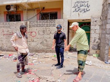 بن جرادي يوجه بضرورة اجراء صيانة دورية وفتح انسدادت شبكة الصرف الصحي بالمديرية بن جرادي يوجه بضرورة اجراء صيانة دورية وفتح انسدادت شبكة الصرف الصحي بالمديرية