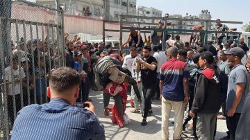 استشهاد 11 فلسطينيا بمجزرة جديدة للعدو الإسرائيلي وسط قطاع غزة