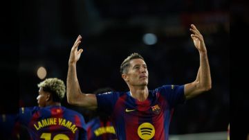 برشلونة يصعد إلى صدارة ترتيب الدوري الإسباني بعد انتصاره على ريال سوسييداد برشلونة يصعد إلى صدارة ترتيب الدوري الإسباني بعد انتصاره على ريال سوسييداد