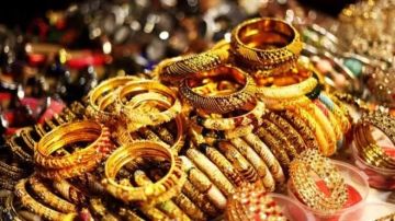 أسعار الذهب في السعودية اليوم الإثنين 29 سبتمبر 2025.. استقرار نسبي وترقب بالسوق