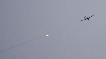 إغلاق المجال الجوي في مطار بن غوريون بعد دخول مسيرات من اليمن 