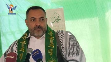 رئيس هيئة الأراضي يهنئ قائد الثورة والرئيس المشاط بالعيد الـ 11 لثورة 21 سبتمبر رئيس هيئة الأراضي يهنئ قائد الثورة والرئيس المشاط بالعيد الـ 11 لثورة 21 سبتمبر