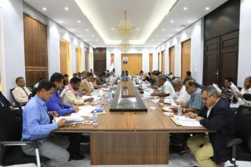 محافظ حضرموت: السلطة المحلية تخوض معركة للحفاظ على مؤسسات الدولة محافظ حضرموت: السلطة المحلية تخوض معركة للحفاظ على مؤسسات الدولة