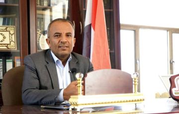 وزير الخدمة المدنية يهنئ قائد الثورة ورئيس المجلس السياسي بالعيد الـ١١ لثورة ٢١ سبتمبر