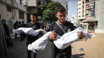 إسرائيل تقتل 13 فلسطينيا وتفجر منازل في قطاع غزة