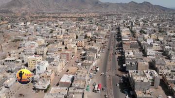 بجهود قائد الحزام الامني ومدير امن ردفان ومدير كهربا ردفان إعادة التيار الكهربائي لاهالي منطقة سليك بعد انقطاع دام لاكثر من عام ونصف بجهود قائد الحزام الامني ومدير امن ردفان ومدير كهربا ردفان إعادة التيار الكهربائي لاهالي منطقة سليك بعد انقطاع دام لاكثر من عام ونصف